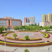 南阳医学高等专科学校五年制大专