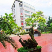 青岛理工大学