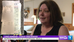 2021-2022Ӣ���Ķ�ʱ���Ķ�--Ůʳ�Ϳ������ң�Ϊһ������60��İ����֧���ͷ�